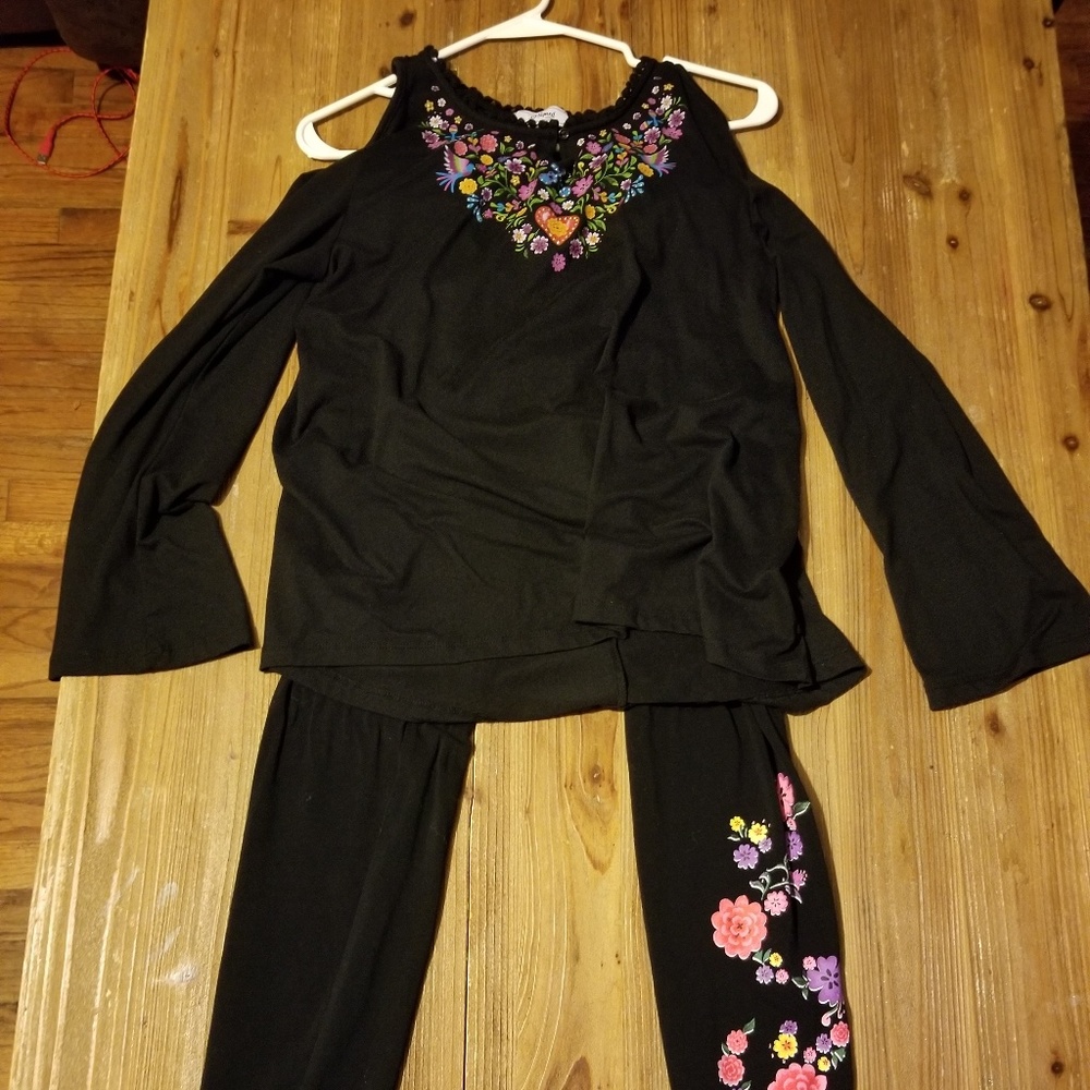 Coco dsign legging suit